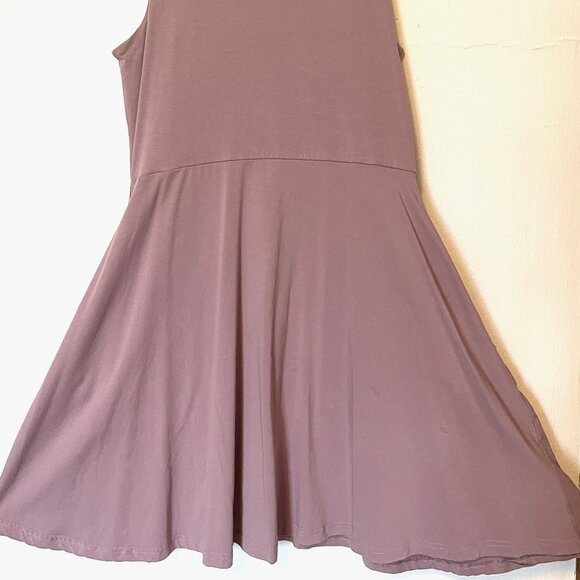Pact Organic Cotton Fit & Flare Sleeveless Mini Dress in Lilac Size Medium - Picture 2 of 4